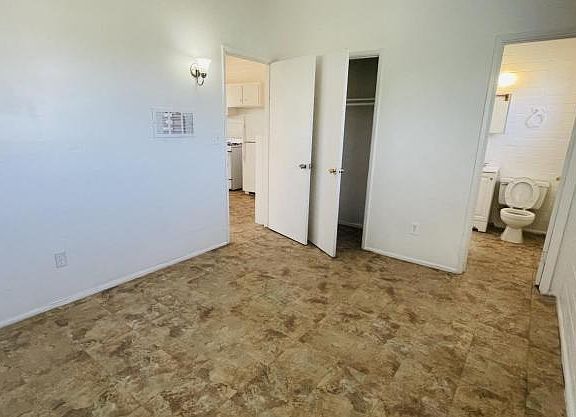 4th image of 2750 N Balboa Ave APT 6101