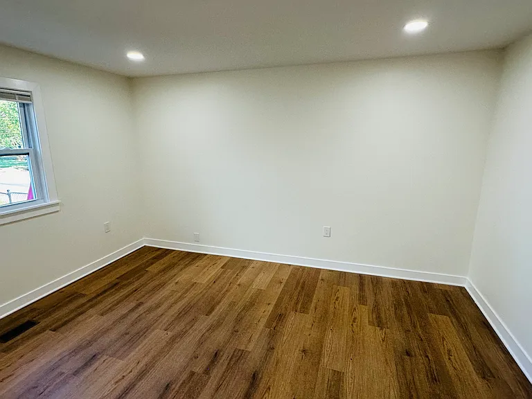 70 E Cleveland Ave — Photo 3