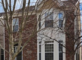 0N473 Ford Dr, Geneva, IL 60134