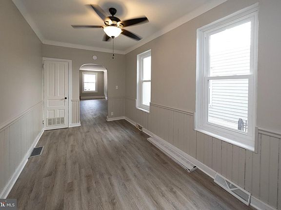 3rd image of 1643 Cotton St