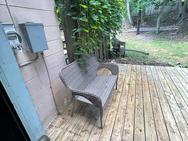 120 James St #6 — Photo 17