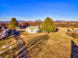1714 Mayfield Dr, Roanoke, VA 24014