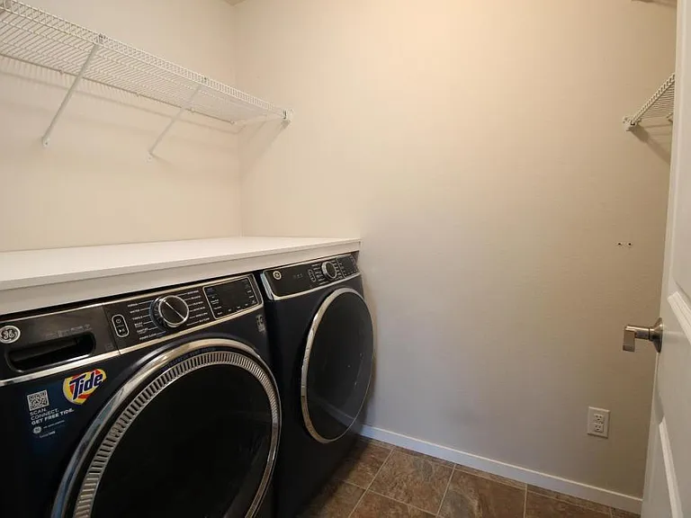 2551 W Sorbonne Dr — Photo 17