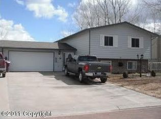 6703 Ichabod Ave, Gillette, WY 82718