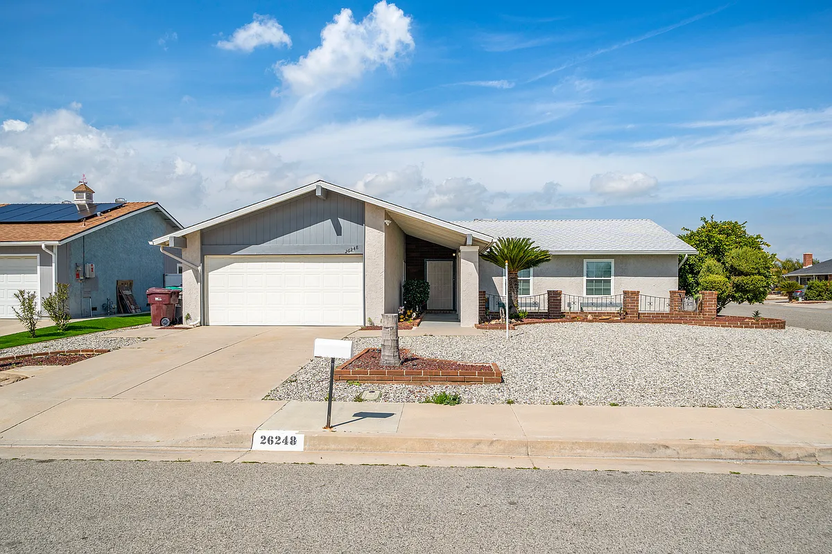 Building Photo - 26248 Crestone Dr