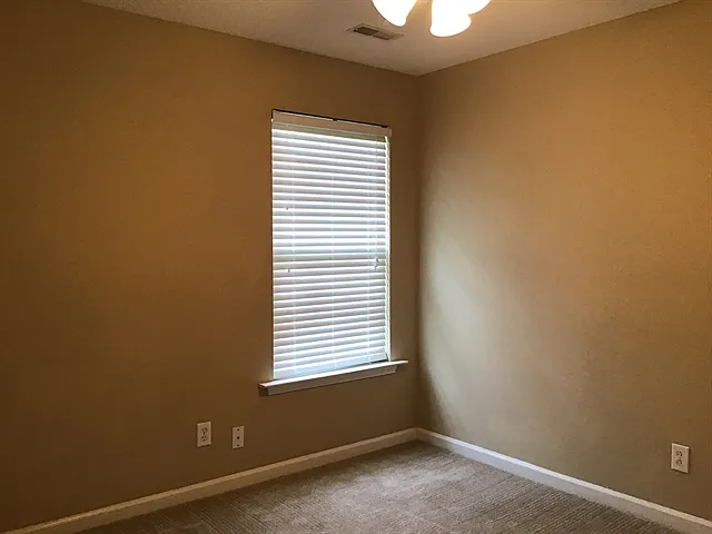 107 Sentinel Ct — Photo 12