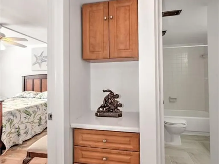 9395 Pennsylvania Ave #9 — Photo 24
