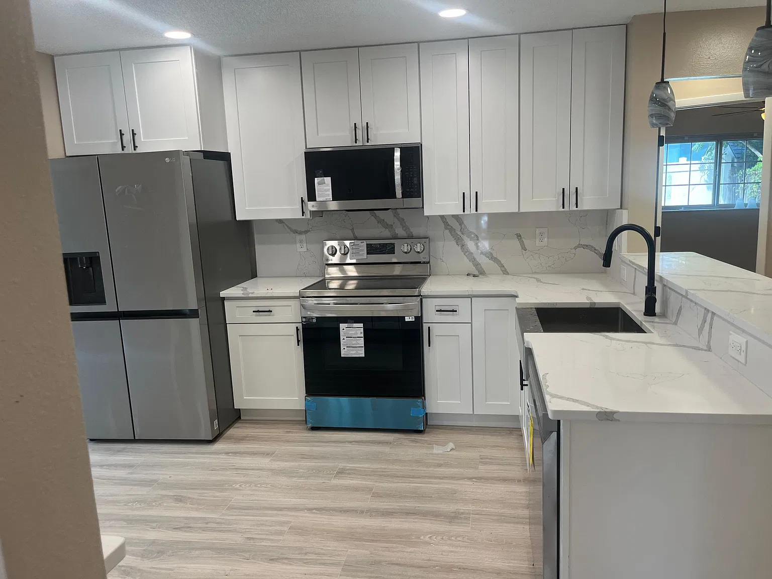 840 Grenoble Dr — Photo 1