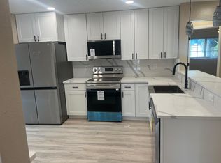 840 Grenoble Dr, Palm Harbor, FL 34684