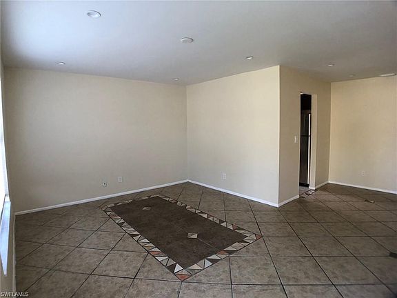 2nd image of 4216 Pine Drop Ln #4218