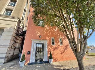 310 SE 3rd St, Evansville, IN 47713