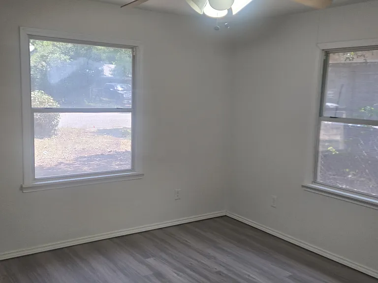 504 S Judd St — Photo 11