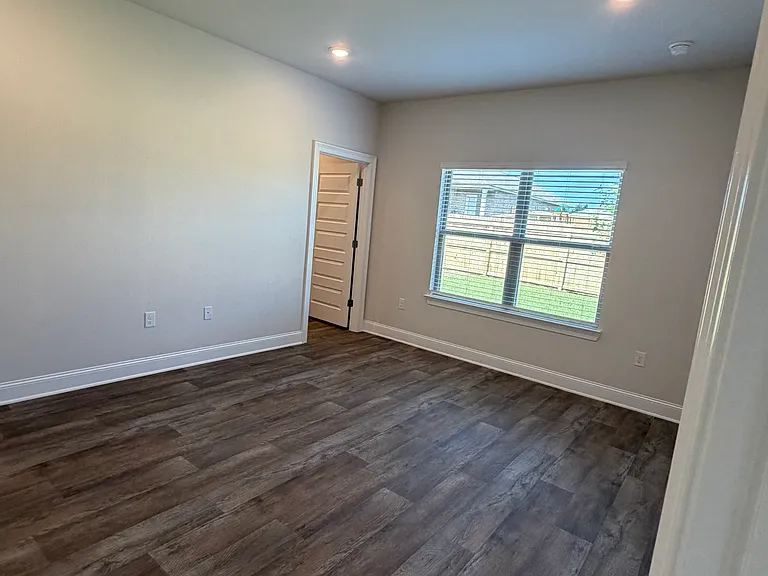 13820 Shea Cir — Photo 15