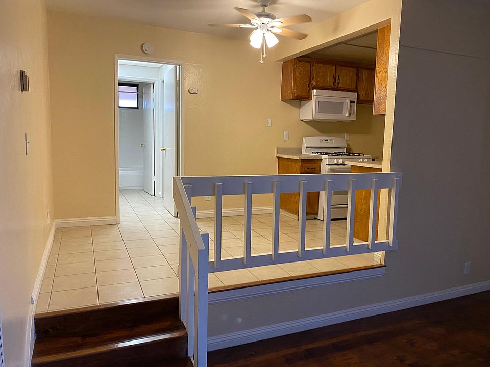 2nd image of 968 W 7th St APT 20