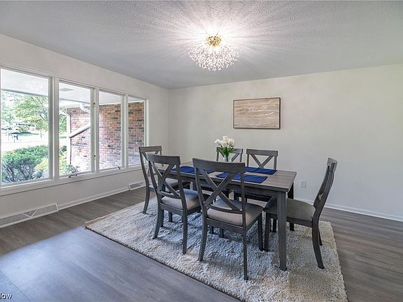 5th image of 8624 Hollis Ln