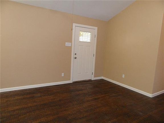5th image of 2321 Norwood Dr
