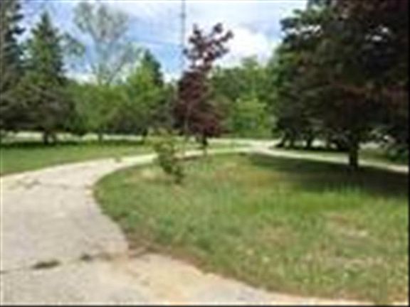 3rd image of 8295 N M 37 Hwy