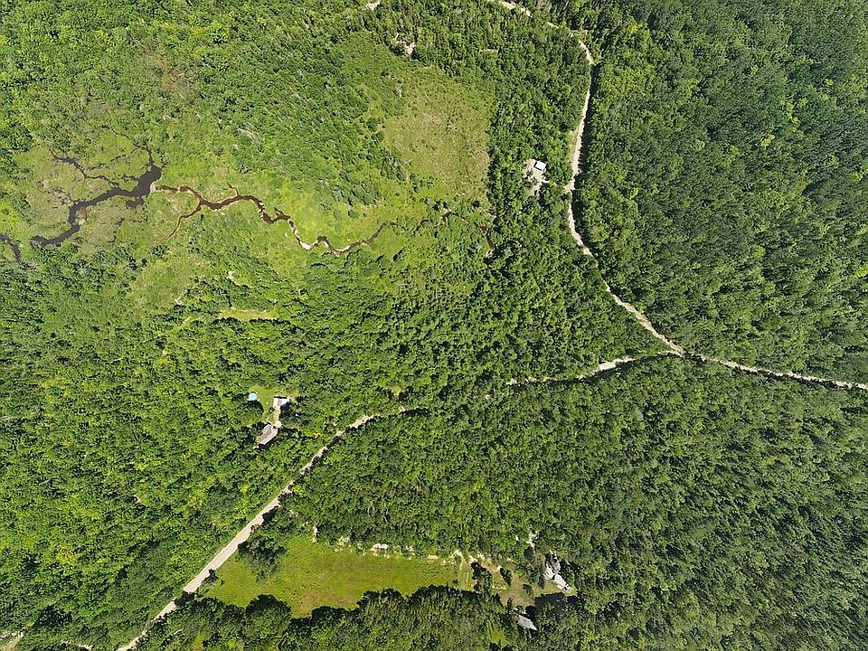 9 +/- Acres 