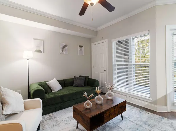 590 James Maxwell Rd, Atlanta, GA