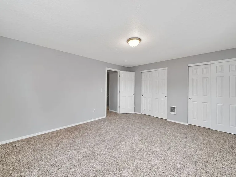 5320 SE 122nd Ave — Photo 30