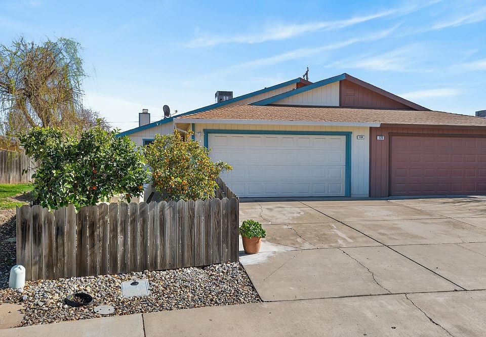 1st image of 124 Muir Cir