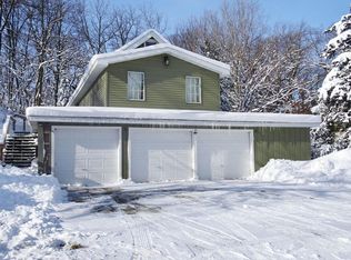 1877 Kelly Hill Rd, Verona, WI 53593