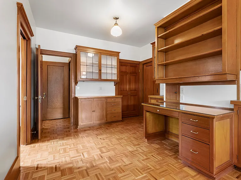 2407 S Garfield St — Photo 19
