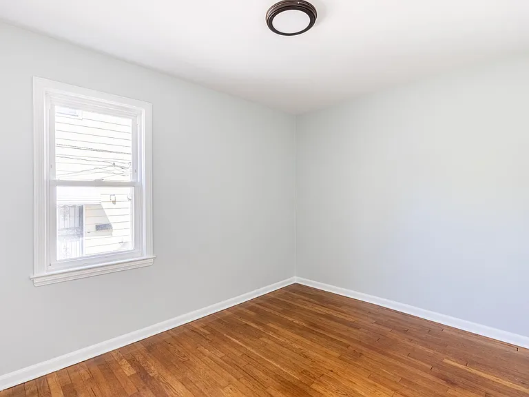 1231 Churchill Rd — Photo 17