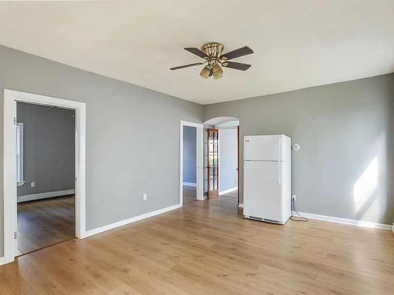 26 Willard St — Photo 1