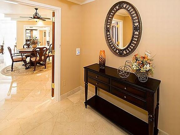 Private Elevator Foyer