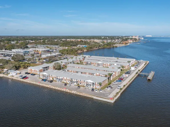 190 E Olmstead Dr Unit F25, Titusville, FL 32780
