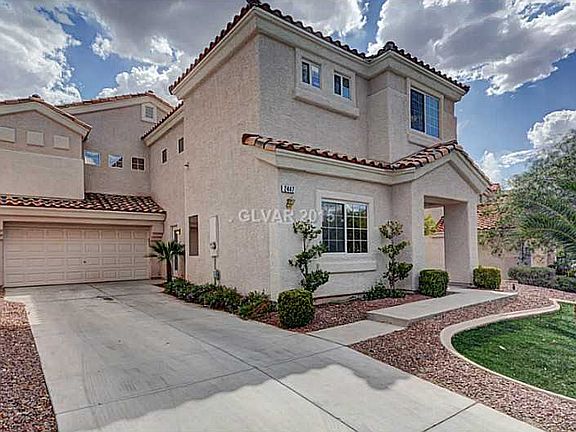 2nd image of 2447 Belt Buckley Dr