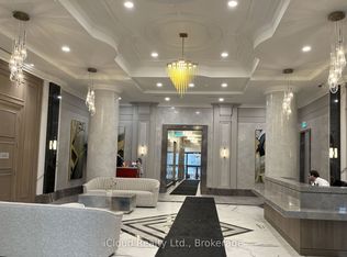 30 Elm Dr W #1104, Mississauga, ON L5B 1L9