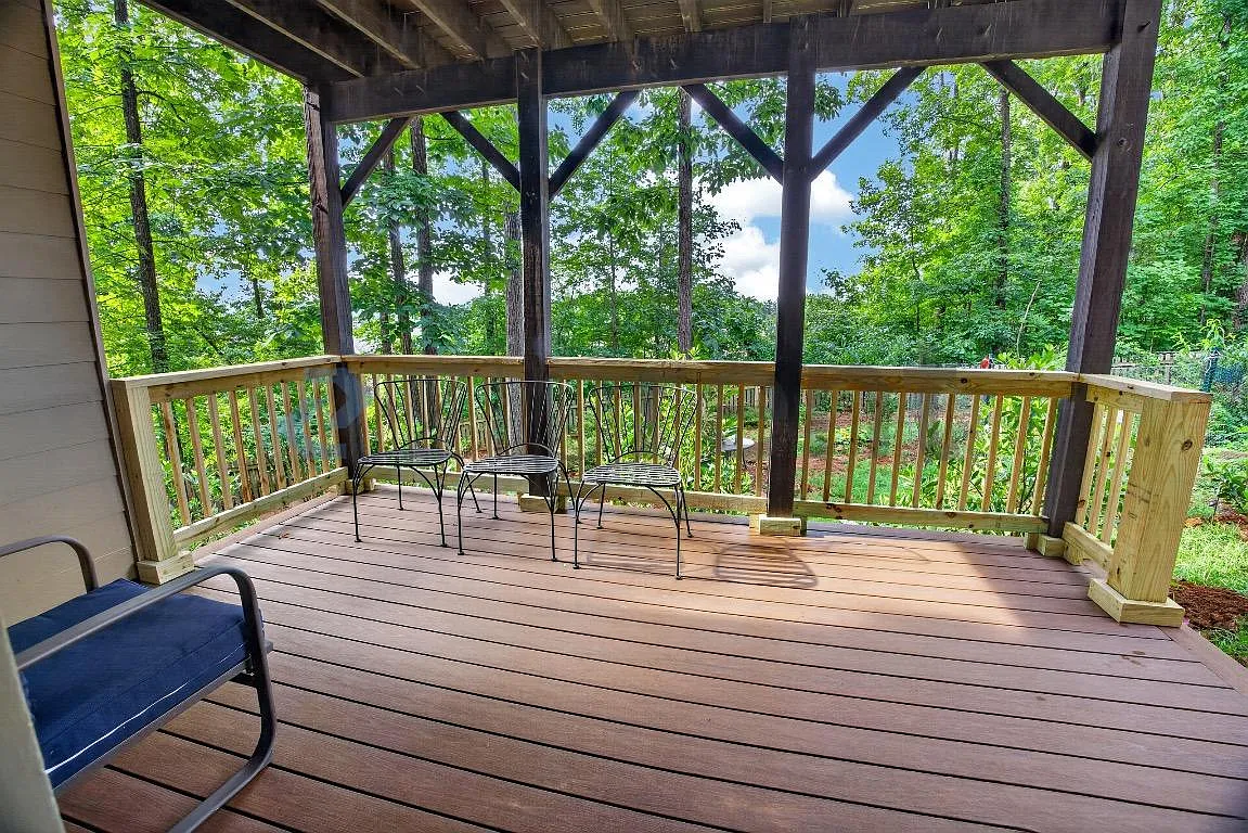 2 bed, 1100 sqft, $1,539 — Photo 4