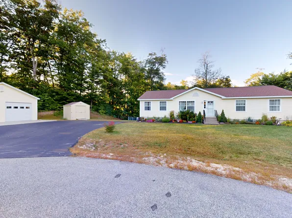 63 Owl Lane, Auburn, ME 04210