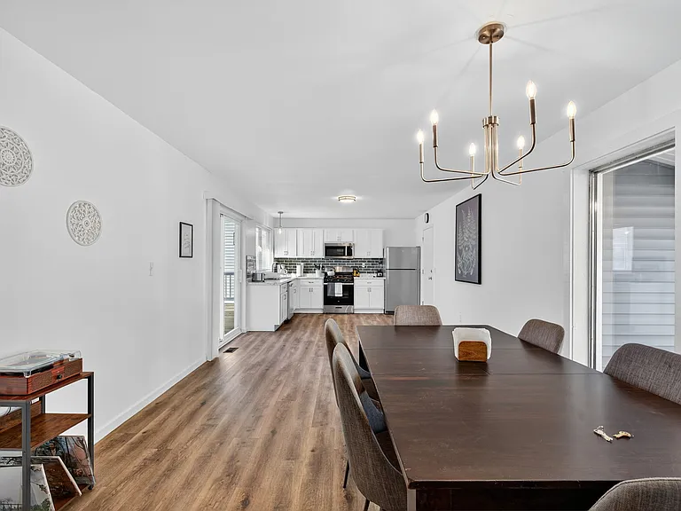 1788 Dandridge Ln — Photo 13