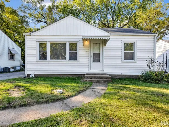 78 Reasor Dr, Saint Louis, MO 63135