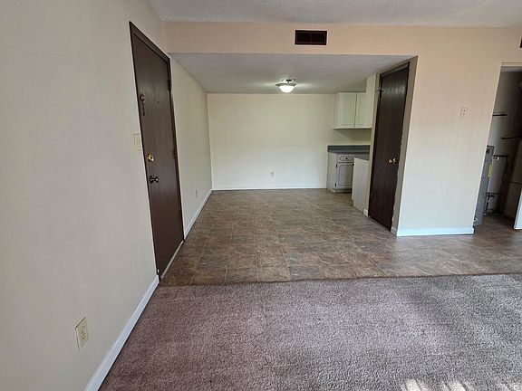 2nd image of 137 N 45th St APT 3
