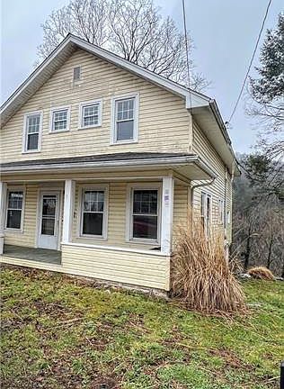 3rd image of 482 Kanawha Ave