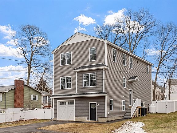 5th image of 23 Leslie Rd