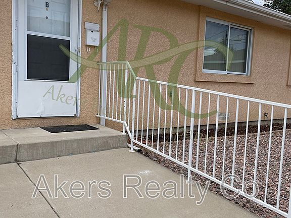 2nd image of 2726 Poplar St #B