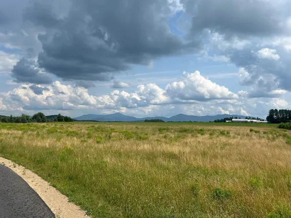 18 Tansy Ln, Gabriels, NY 12939