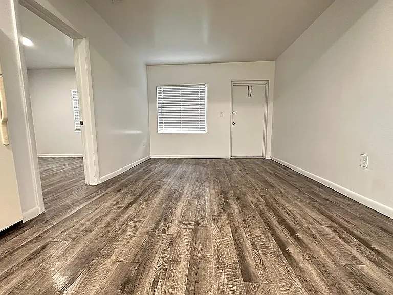 5430 N Miami Ave #2 — Photo 7