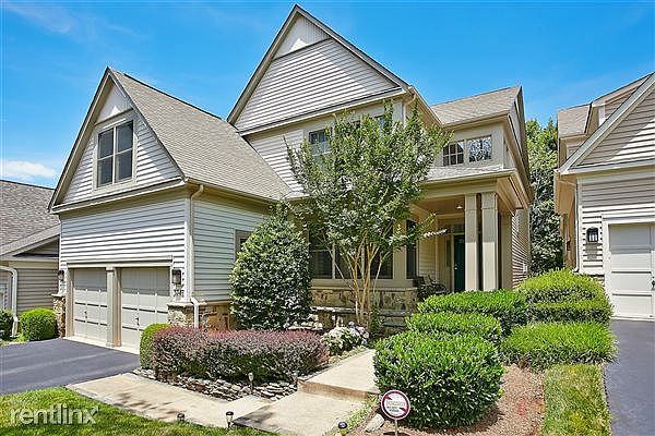 orig_Red Hawk Cir PK (02)_3361666