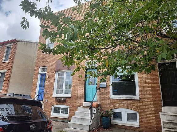 2nd image of 1205 S Ellwood Ave