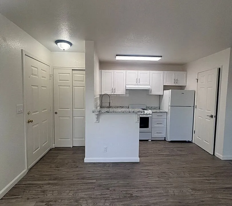 328 Wheeler Ave #10