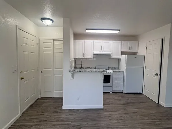328 Wheeler Ave APT 10, Reno, NV 89502