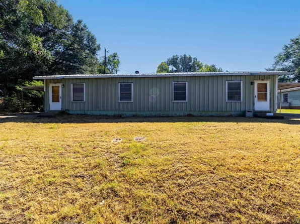 1406 Crescent Dr #1408, Kilgore, TX 75662