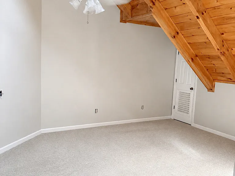 202 Bowline Ct #1 — Photo 3