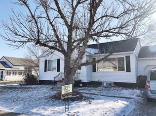 609 13th St W, Williston, ND 58801